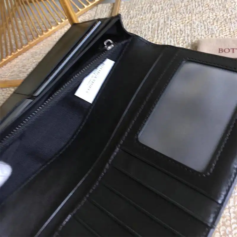 bo*te*ga Ve*ne*ta bag 2108sf0186