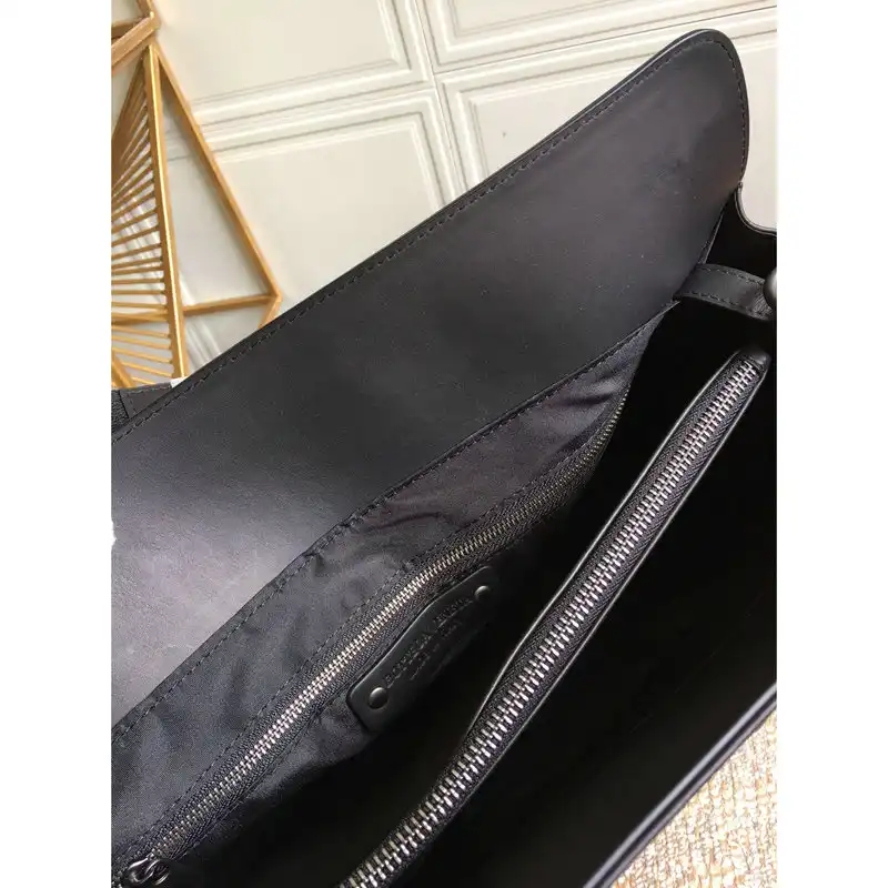 bo*te*ga Ve*ne*ta bag 2108sf0196