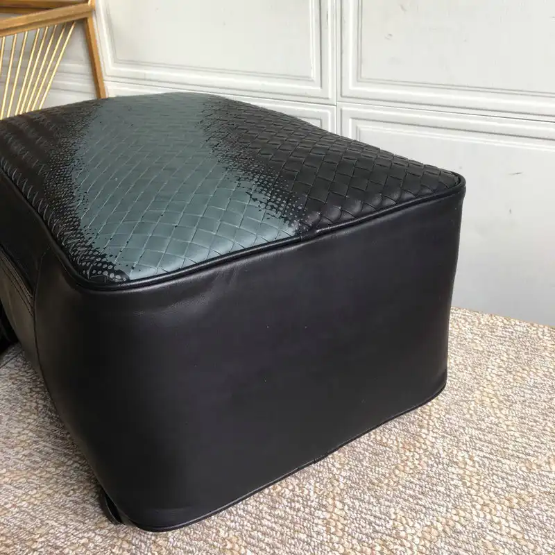 bo*te*ga Ve*ne*ta bag 2108sf0197