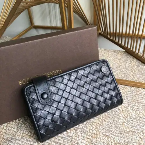 bo*te*ga Ve*ne*ta bag 2108sf0201