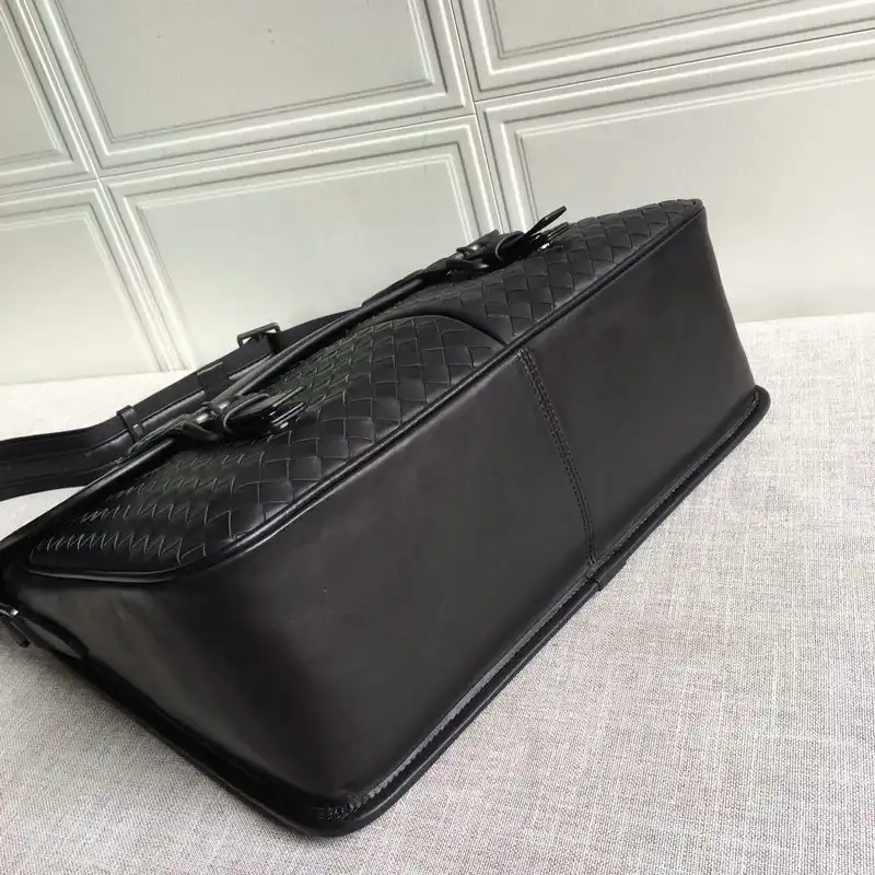 bo*te*ga Ve*ne*ta bag 2108sf0211