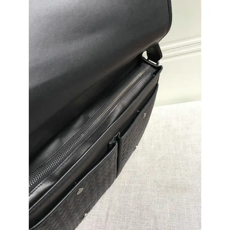 bo*te*ga Ve*ne*ta bag 2108sf0211