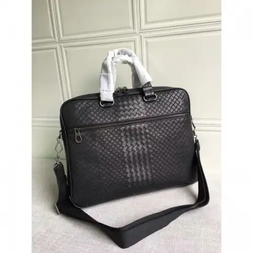 bo*te*ga Ve*ne*ta bag 2108sf0215