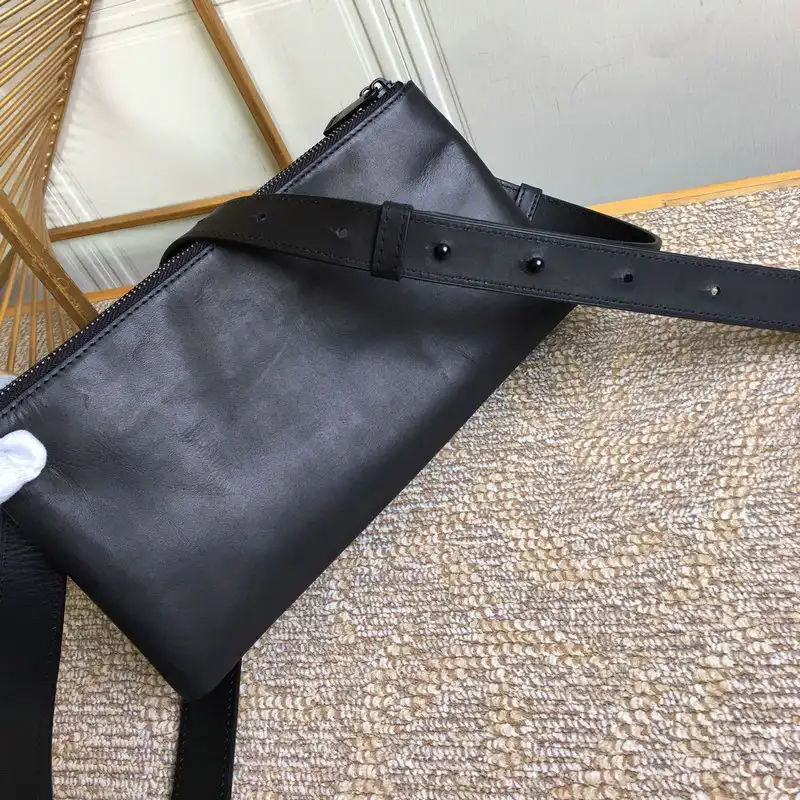 bo*te*ga Ve*ne*ta bag 2108sf0283