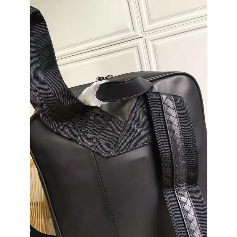 bo*te*ga Ve*ne*ta bag 2108sf0295