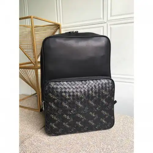 bo*te*ga Ve*ne*ta bag 2108sf0295