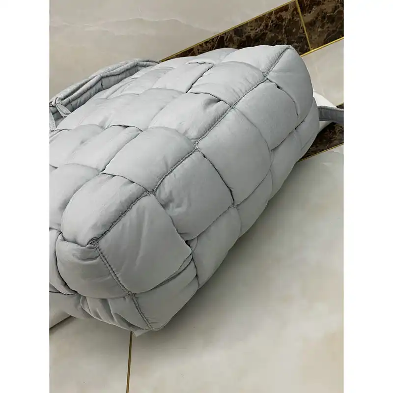 bo*te*ga Ve*ne*ta bag 2108sf0304