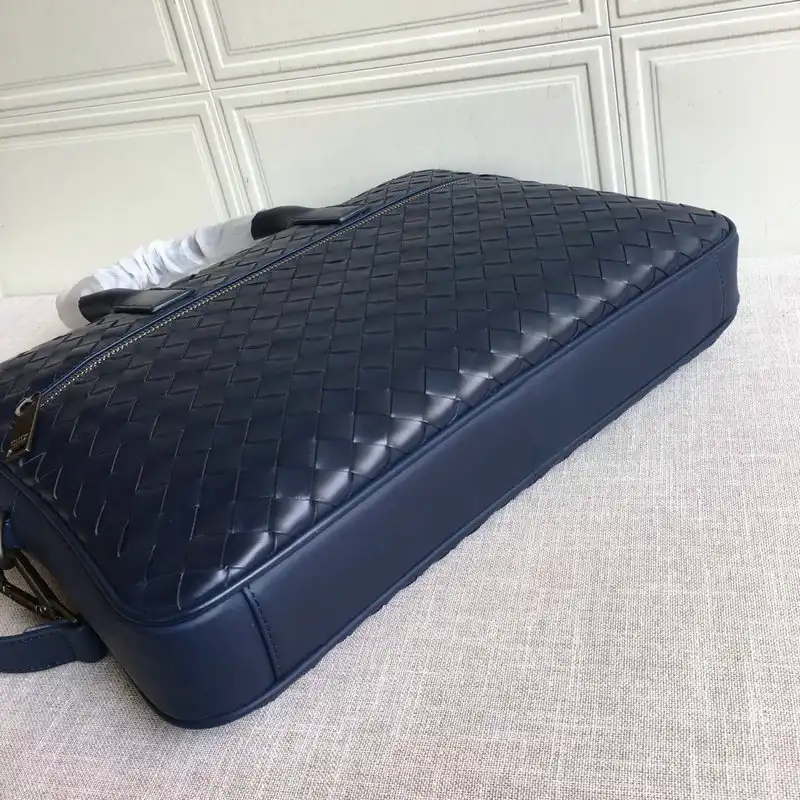 bo*te*ga Ve*ne*ta bag 2108sf0317