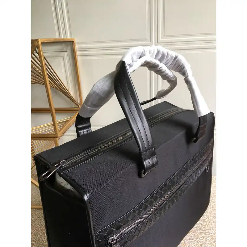 bo*te*ga Ve*ne*ta bag 2108sf0320