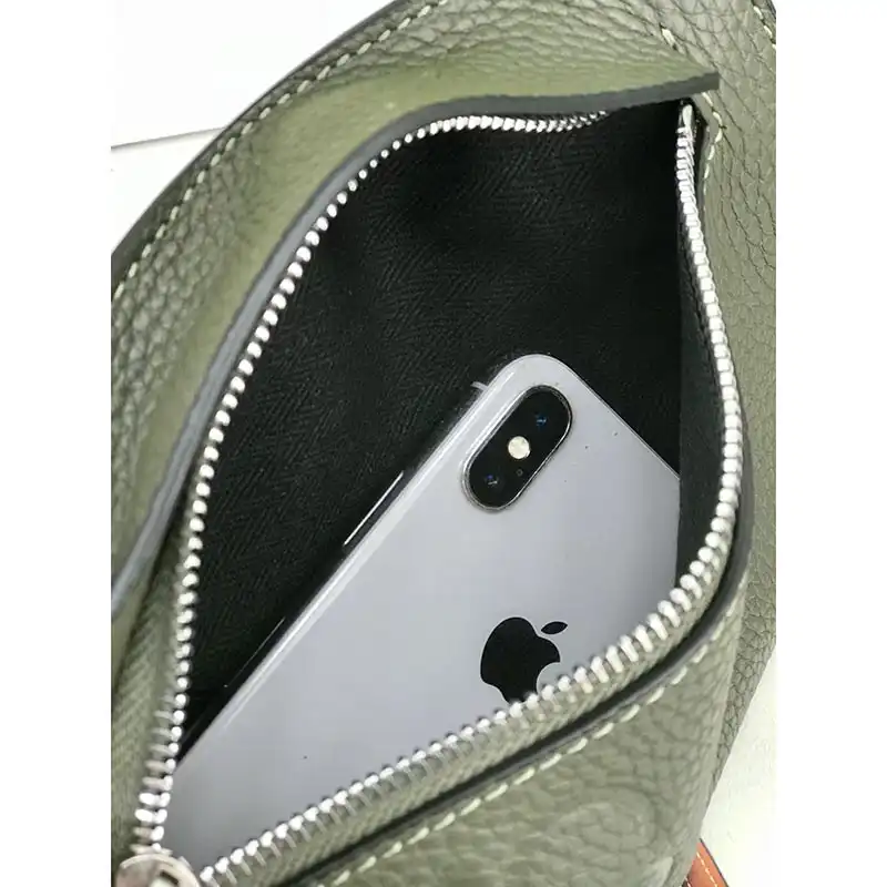 L0ew* s bags 2108ya0006