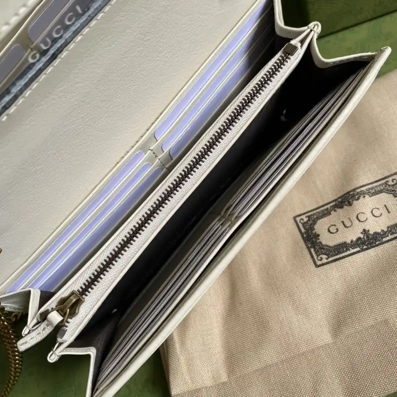 G*u*i s bags 2108ya0056