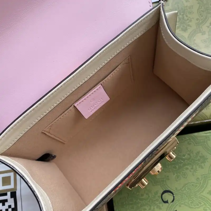 G*u*i s bags 2108ya0072