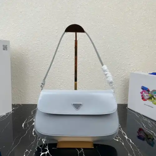 Pra*a bag 2109ya0134