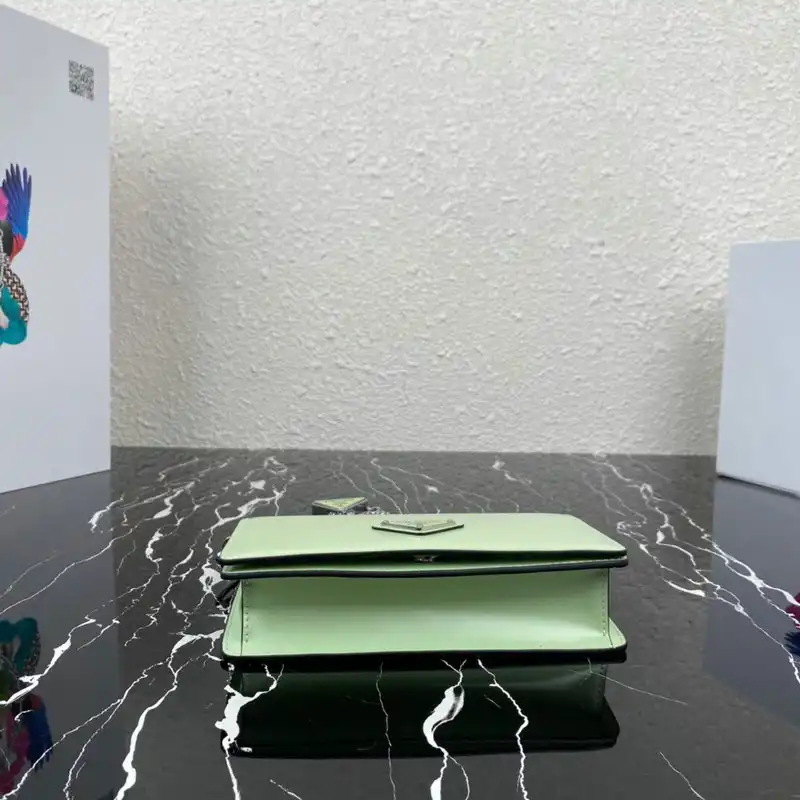 Pra*a bag 2109ya0138