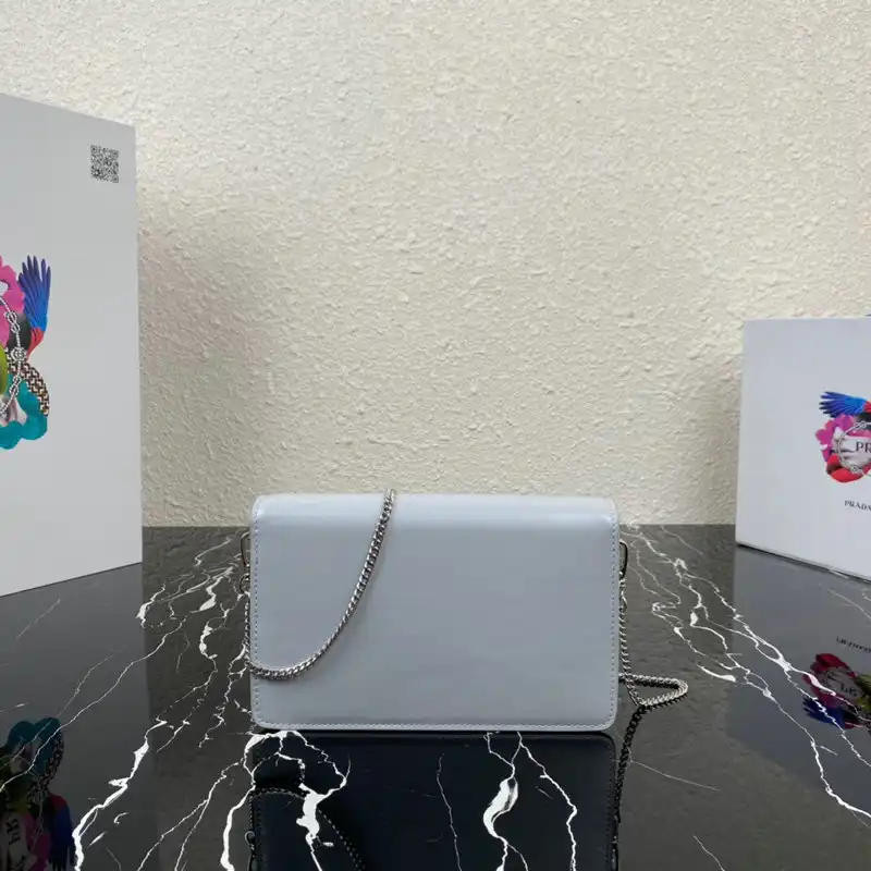 Pra*a bag 2109ya0140