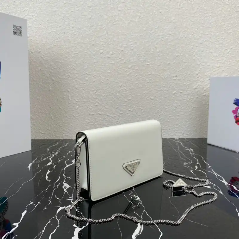 Pra*a bag 2109ya0141