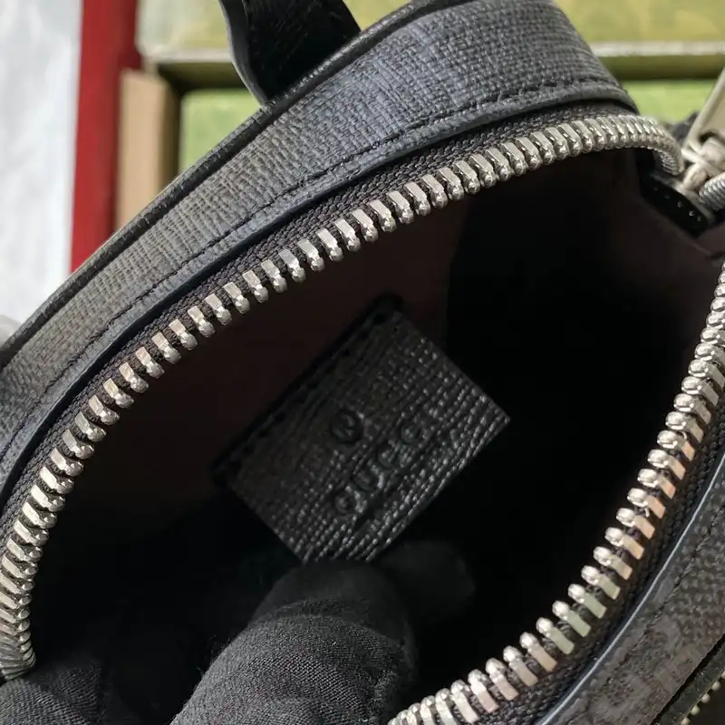 G*u*i bags 2110ya0072