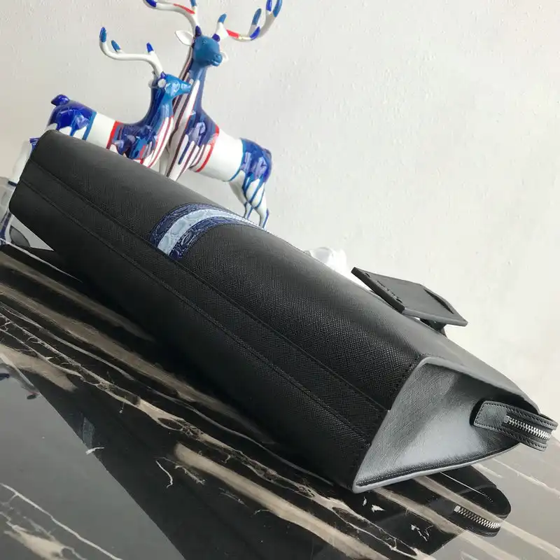 Pra*a s bags 2110yz0052