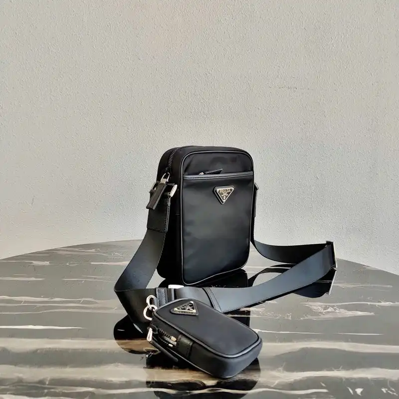 Pra*a s bags 2110yz0060