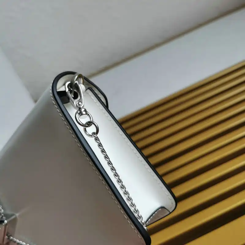 Pra*a bags 2111fy0027