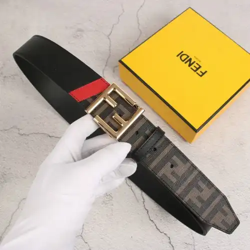 F**di belts 2111xa0064