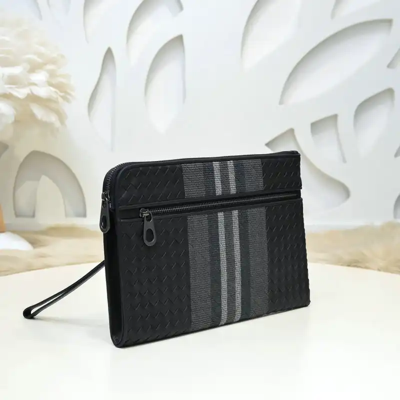 bo*te*ga Ve*ne*ta bags 2111yz0014