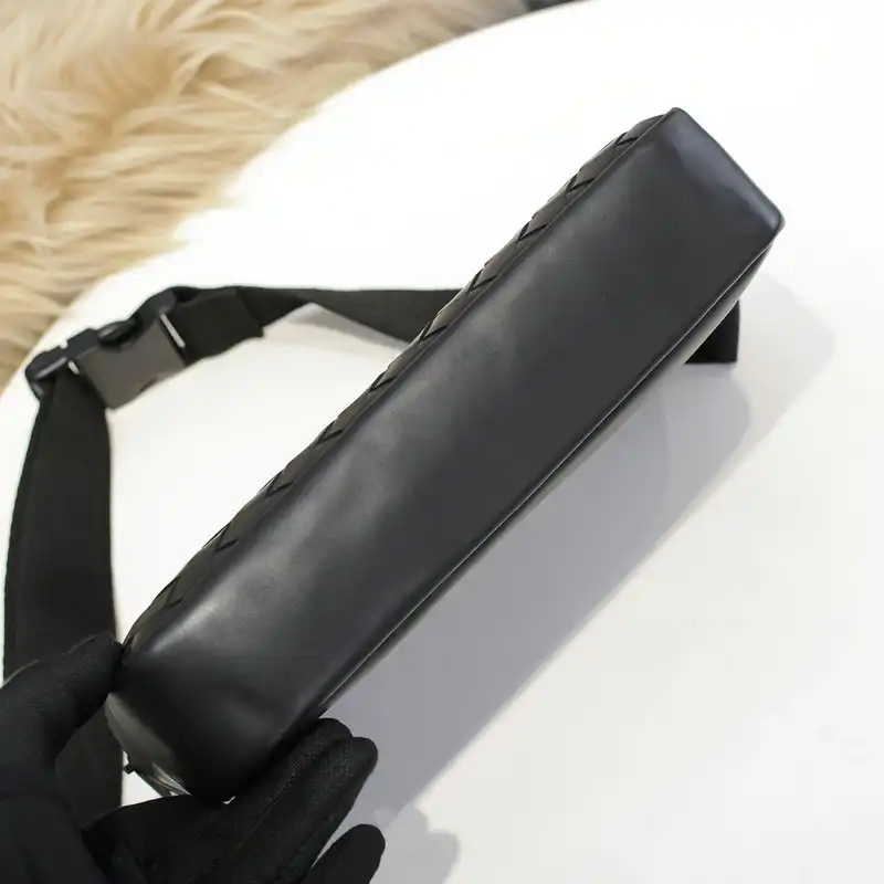 bo*te*ga Ve*ne*ta bags 2111yz0023