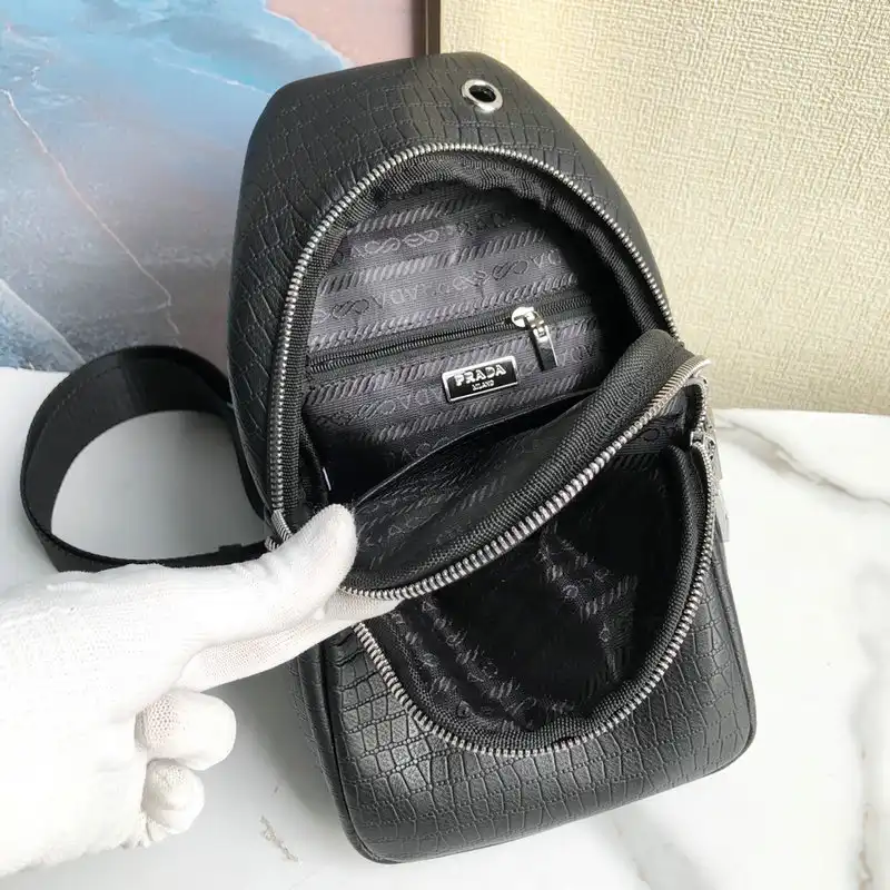 Pra*a bags 2111yz0053