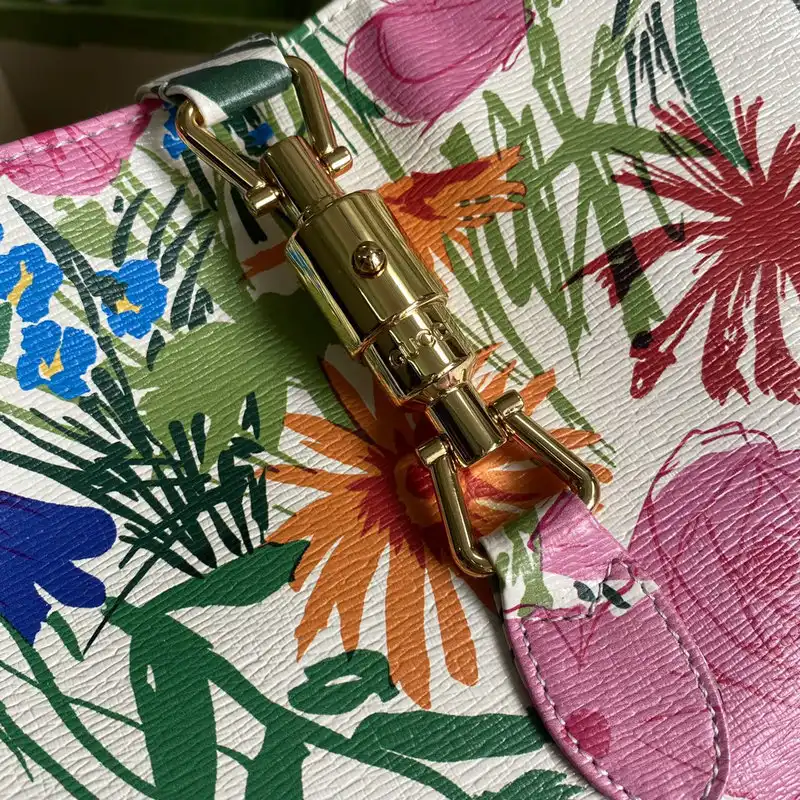 G*u*i bag 2112ya0074