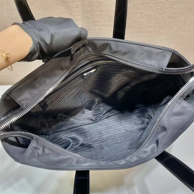 Pra*a bag 2112yz0155