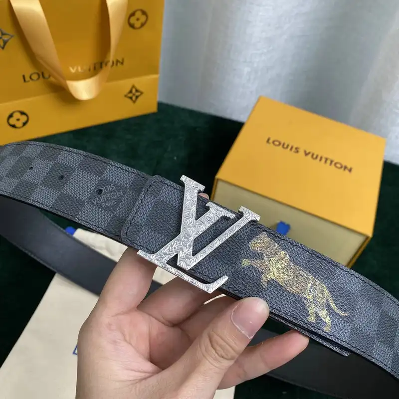 LV Belts 2202XA0015