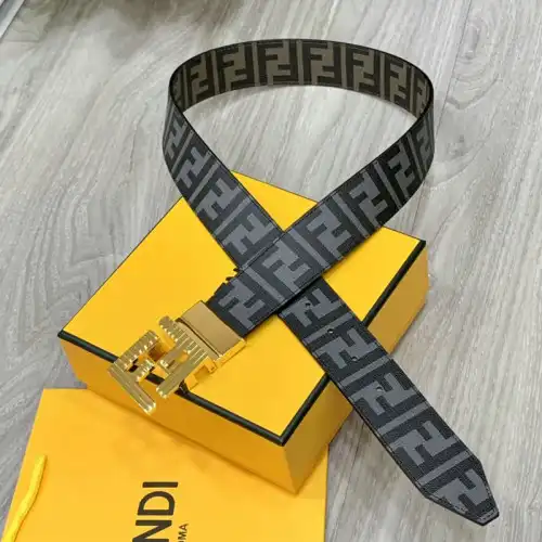 F**di belts 2204xa0221
