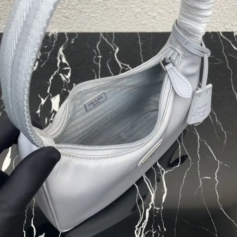 Pra*a bag 2208dj0048