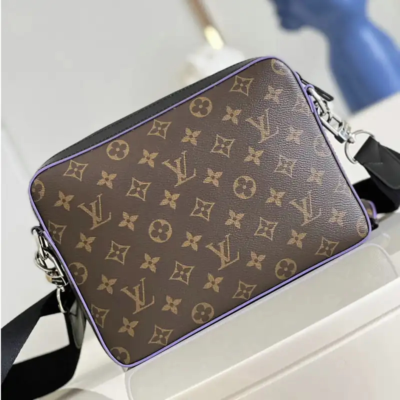 LV Bag 2208YA0040