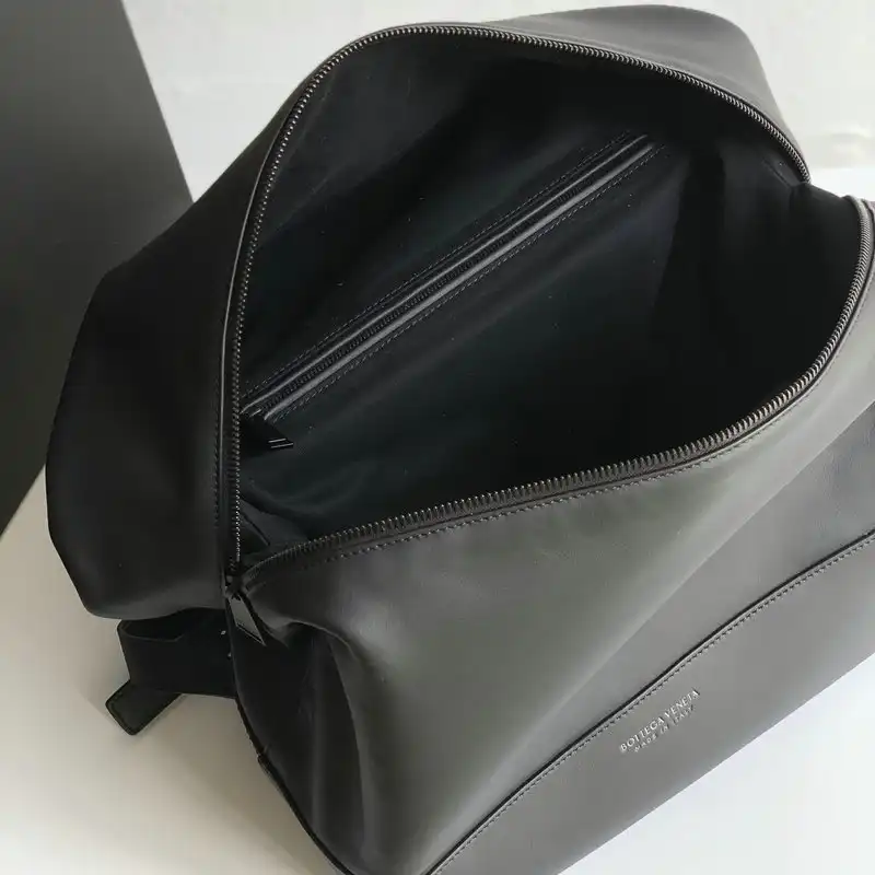 bo*te*ga Ve*ne*ta bag 2209sf0003