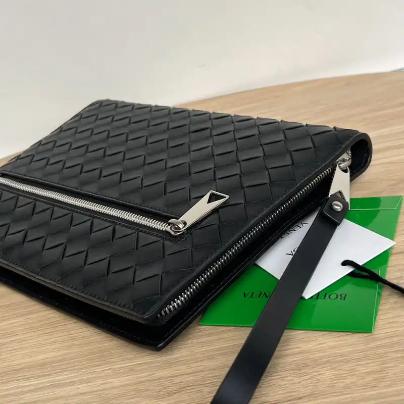 bo*te*ga Ve*ne*ta bag 2209sf0018