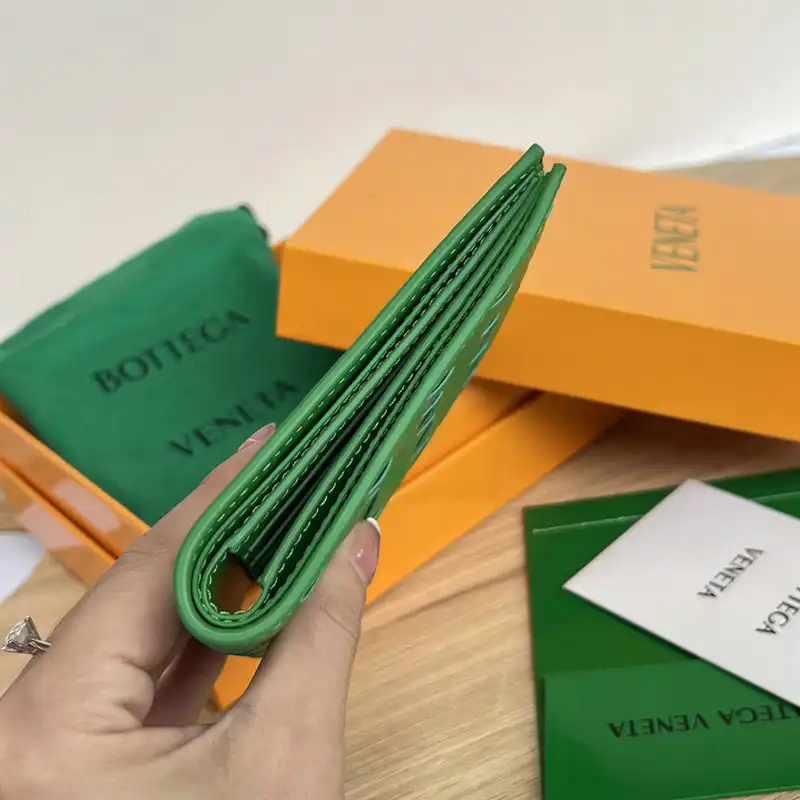 bo*te*ga Ve*ne*ta bag 2209sf0098