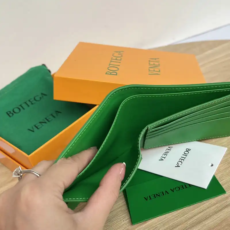 bo*te*ga Ve*ne*ta bag 2209sf0098