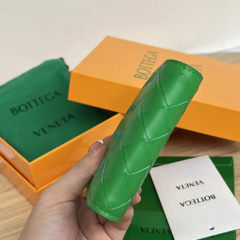 bo*te*ga Ve*ne*ta bag 2209sf0098