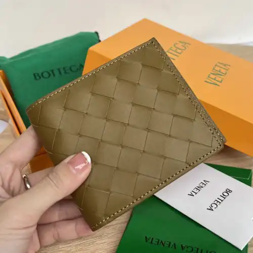 bo*te*ga Ve*ne*ta bag 2209sf0099