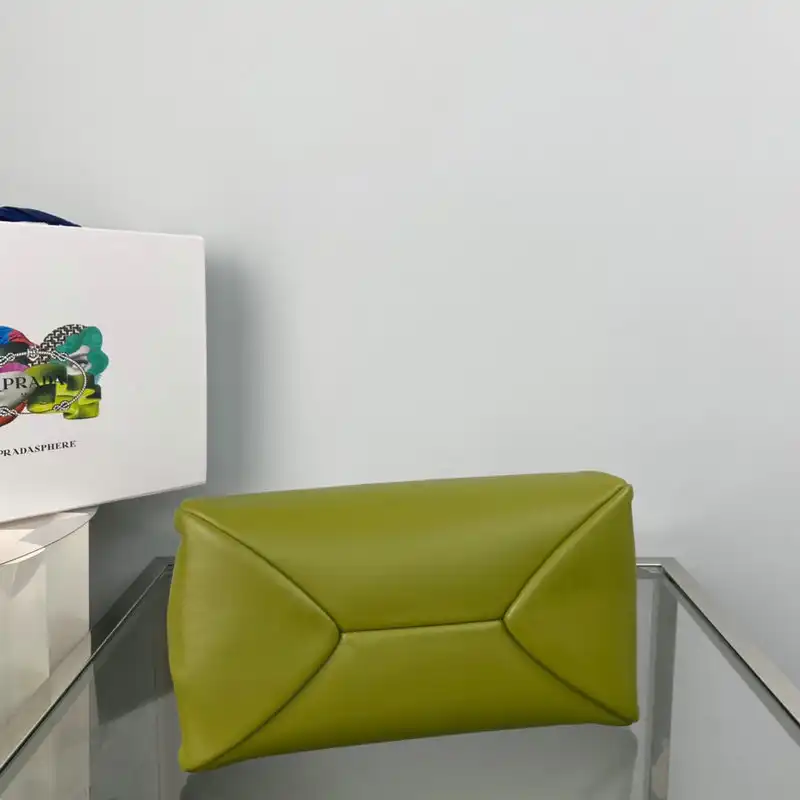 Pra*a bag 2209yz0059