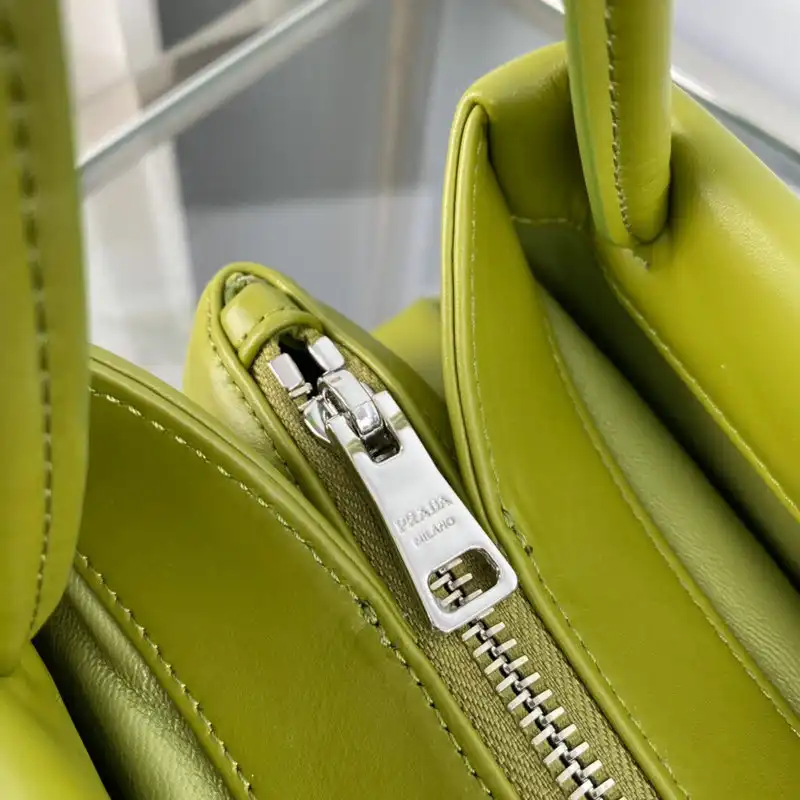 Pra*a bag 2209yz0059