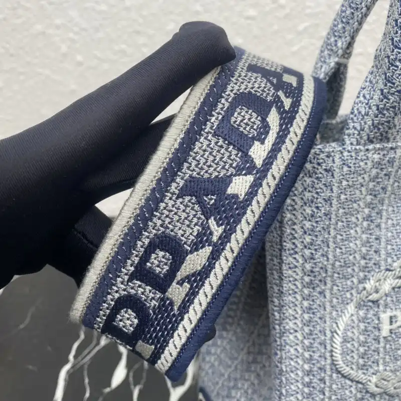 Pra*a bag 2209yz0090