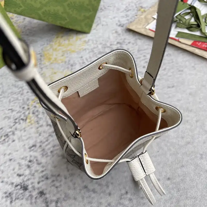 G*u*i bag 2210dj0033