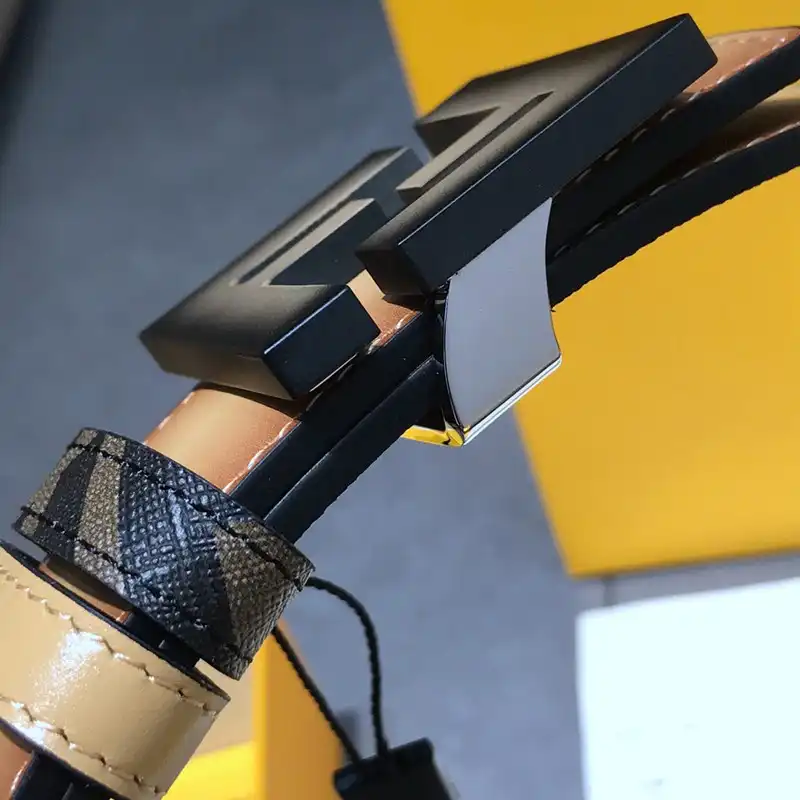 F**di belts 2210xf0001