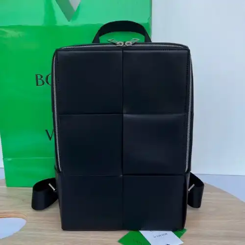 bo*te*ga Ve*ne*ta bag 2211sf0015