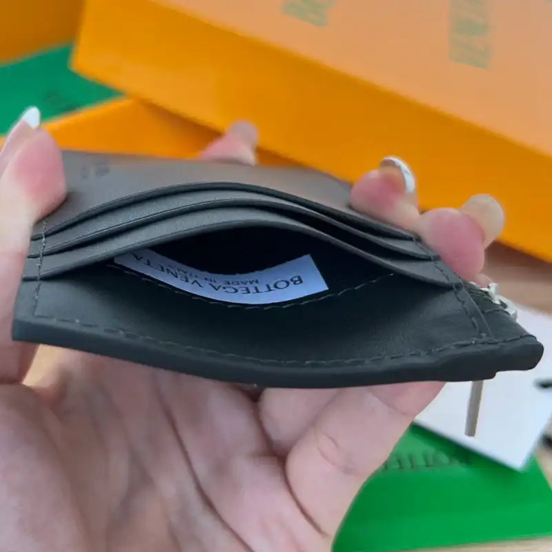 bo*te*ga Ve*ne*ta bag 2211sf0041