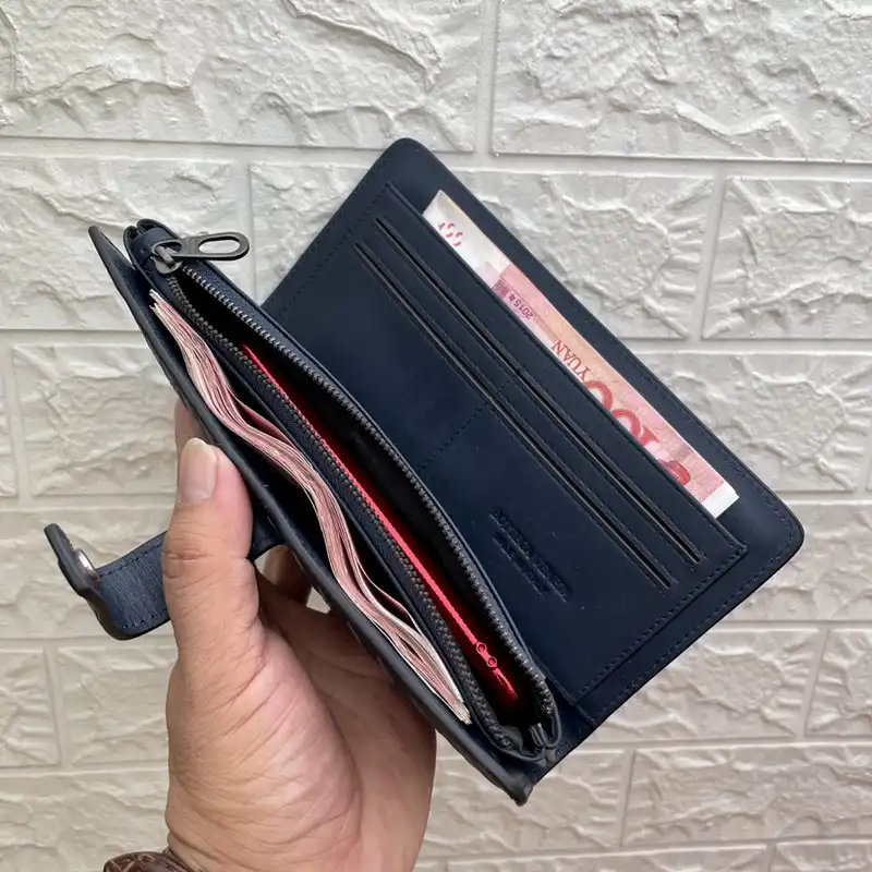 bo*te*ga Ve*ne*ta bag 2212yz0019