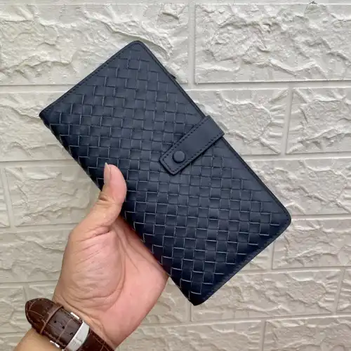 bo*te*ga Ve*ne*ta bag 2212yz0019