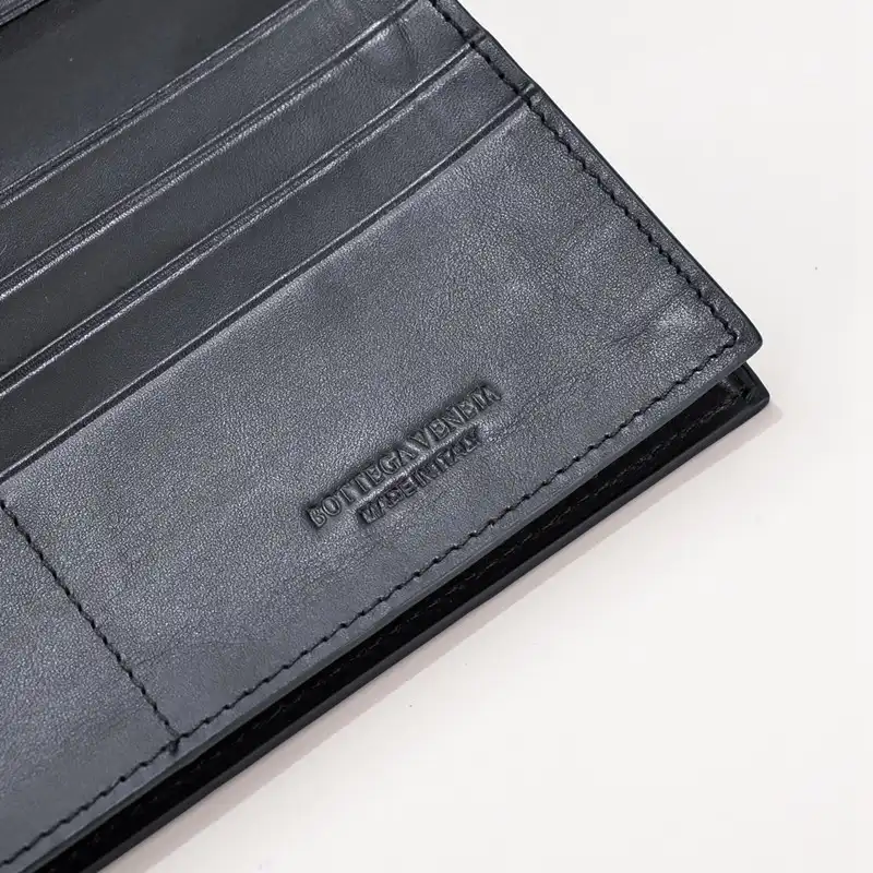 bo*te*ga Ve*ne*ta bag 2212yz0061